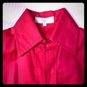 Figaret 3/4-length sleeve button-down. Fuchsia.